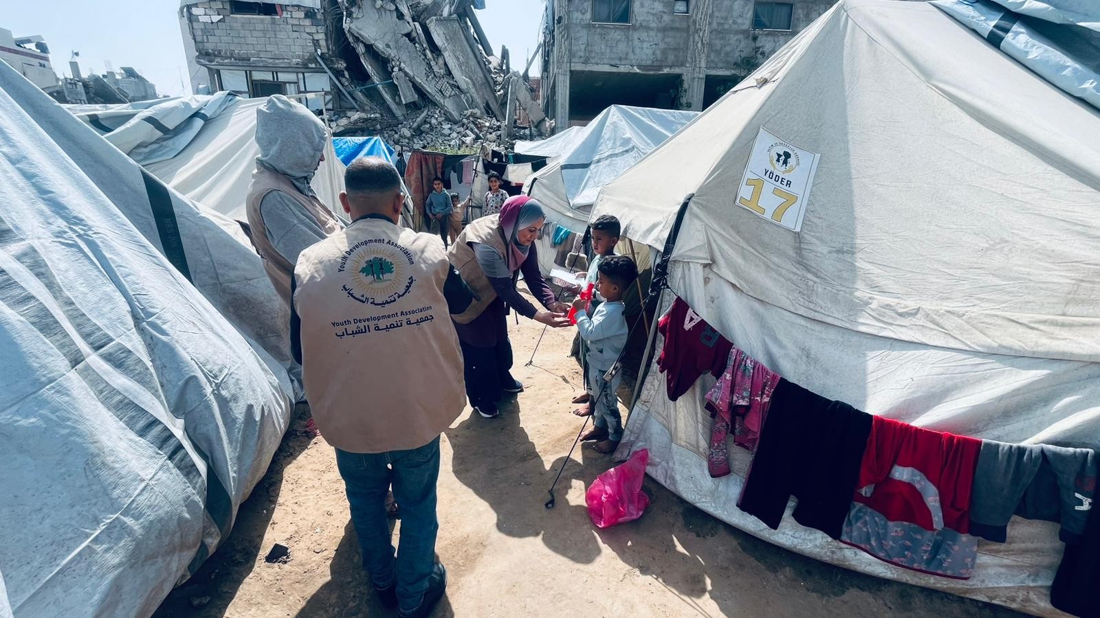 Final trays of the second night going out